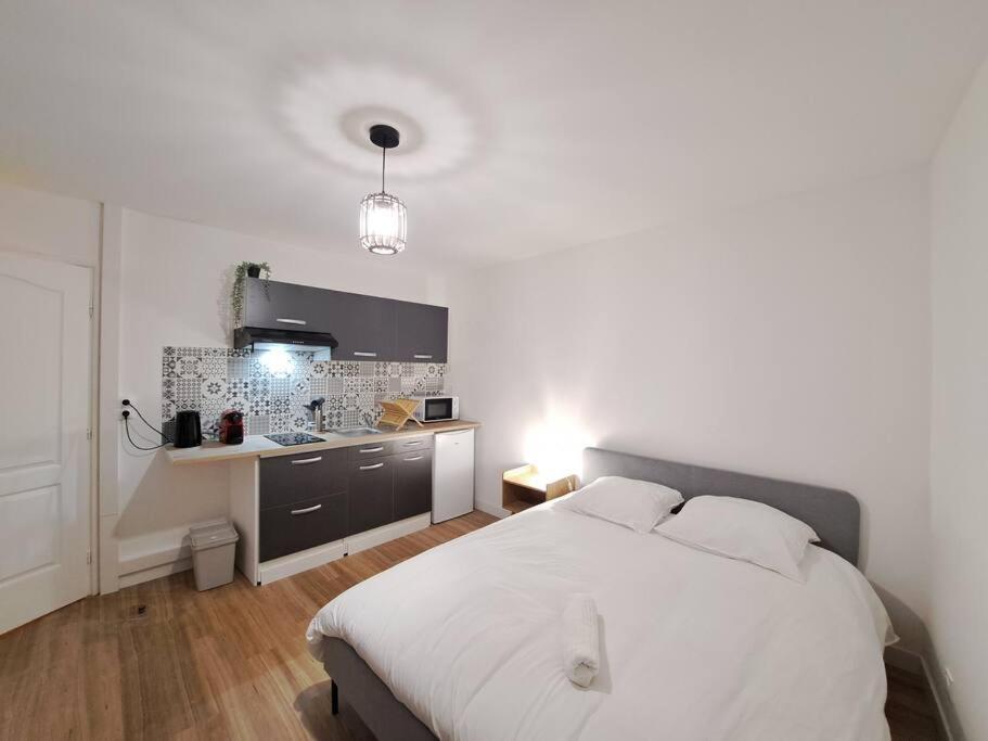 Verone, Charmant Studio Reims Kültér fotó